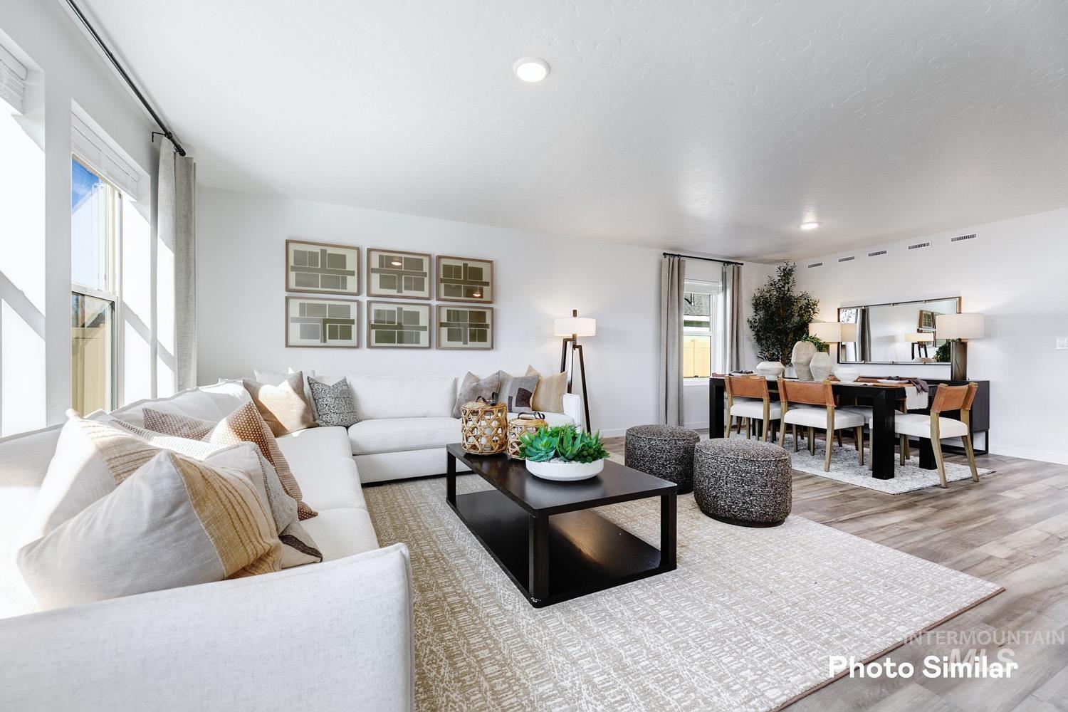 2523 W Pollinator Dr Property Photo 7