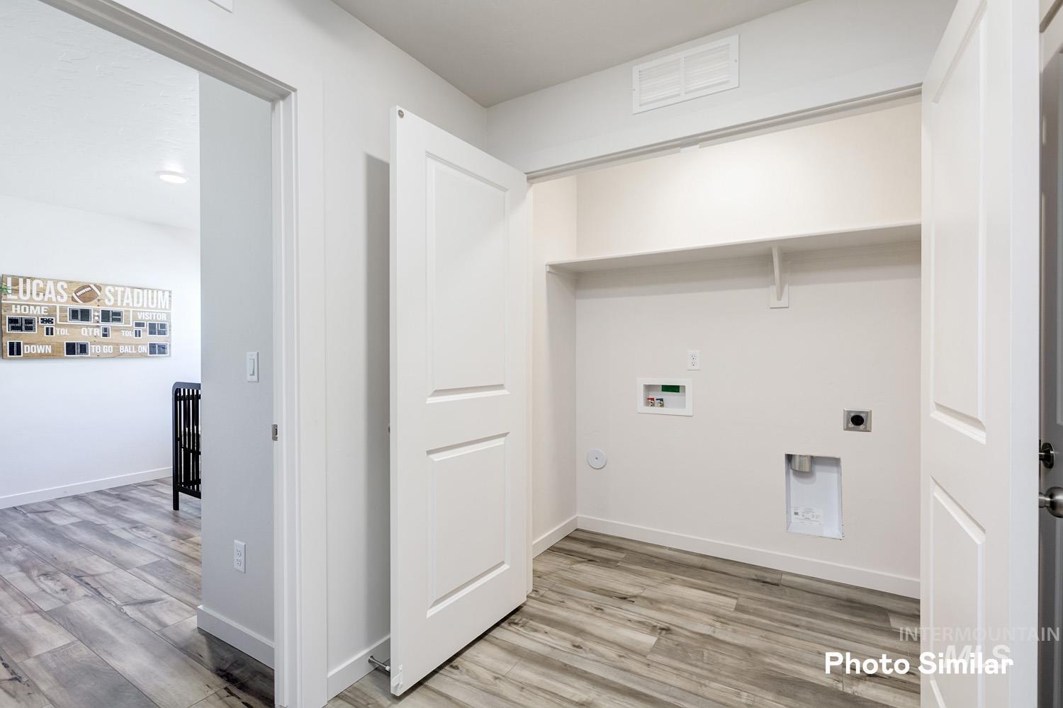 2523 W Pollinator Dr Property Photo 9