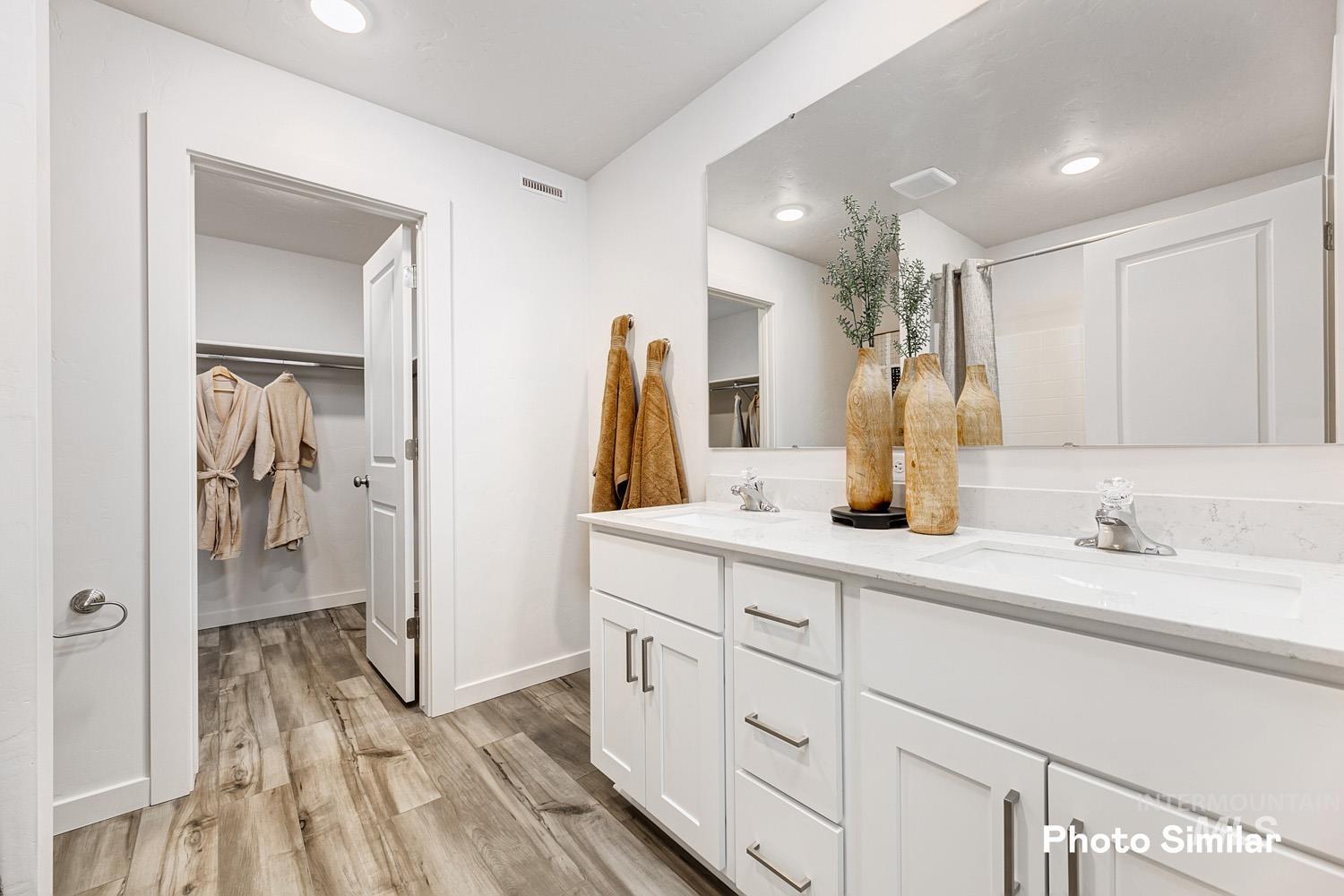 2523 W Pollinator Dr Property Photo 15