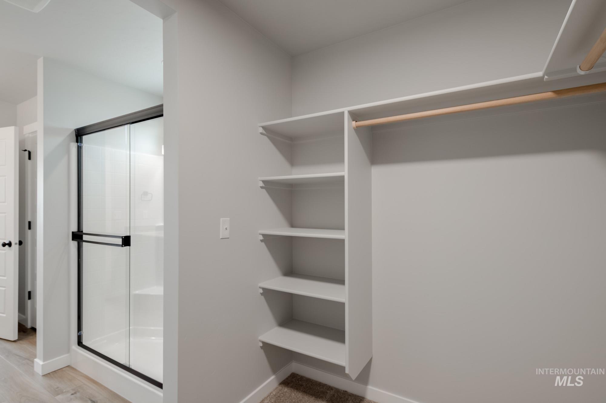 6301 W Naxos St Property Photo 22