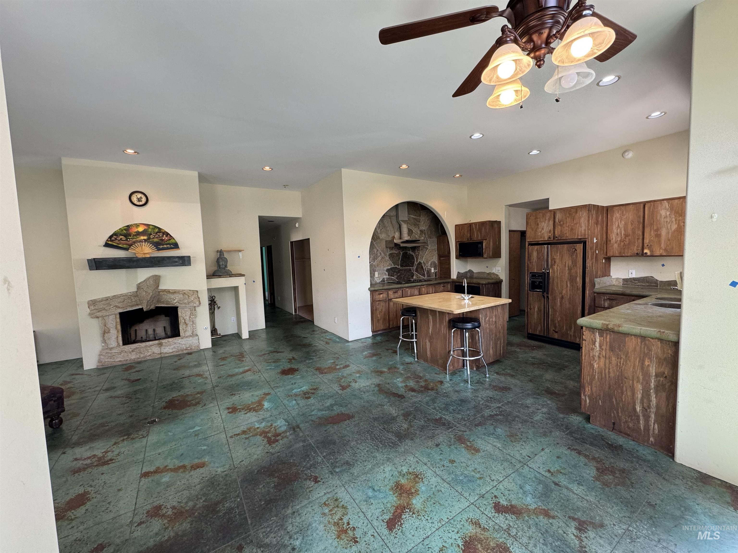 133 Treasure Lane Property Photo 3