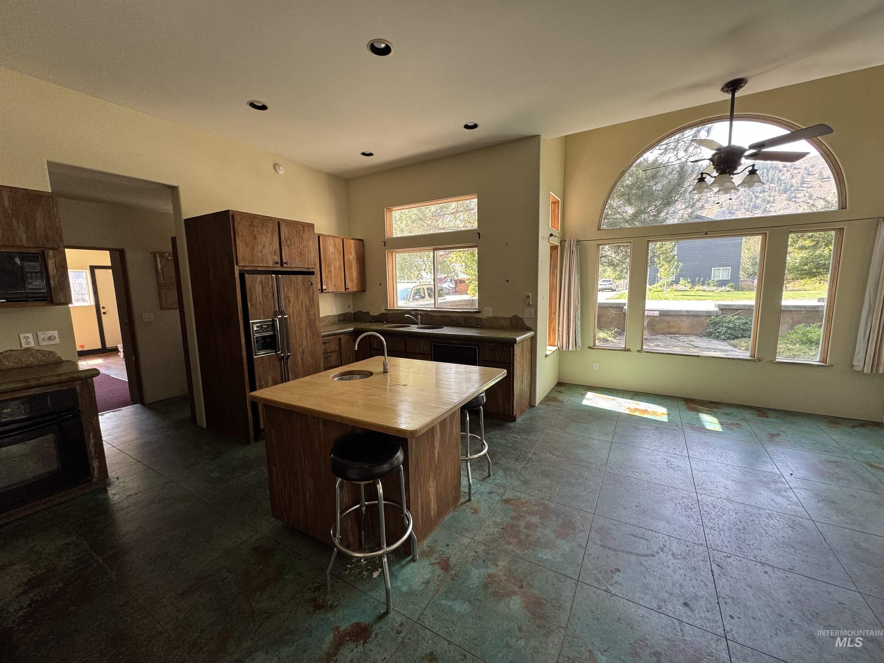 133 Treasure Lane Property Photo 4