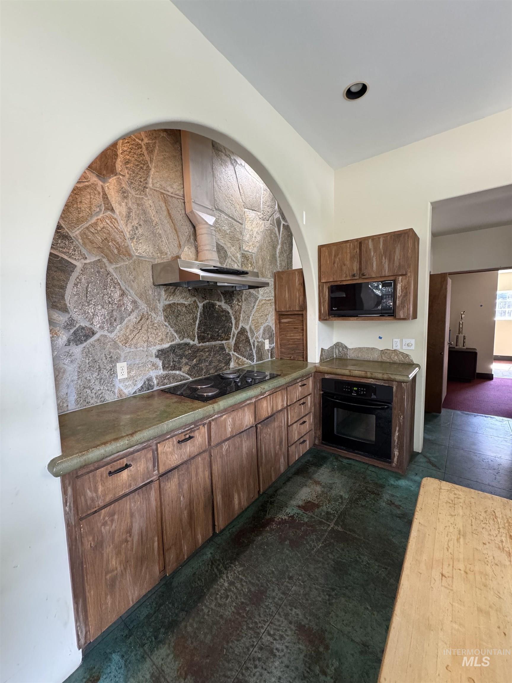 133 Treasure Lane Property Photo 6