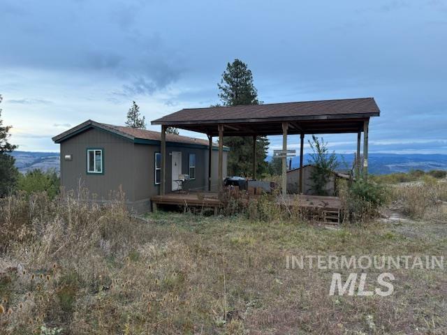 207 Mule Deer Drive Property Photo 3