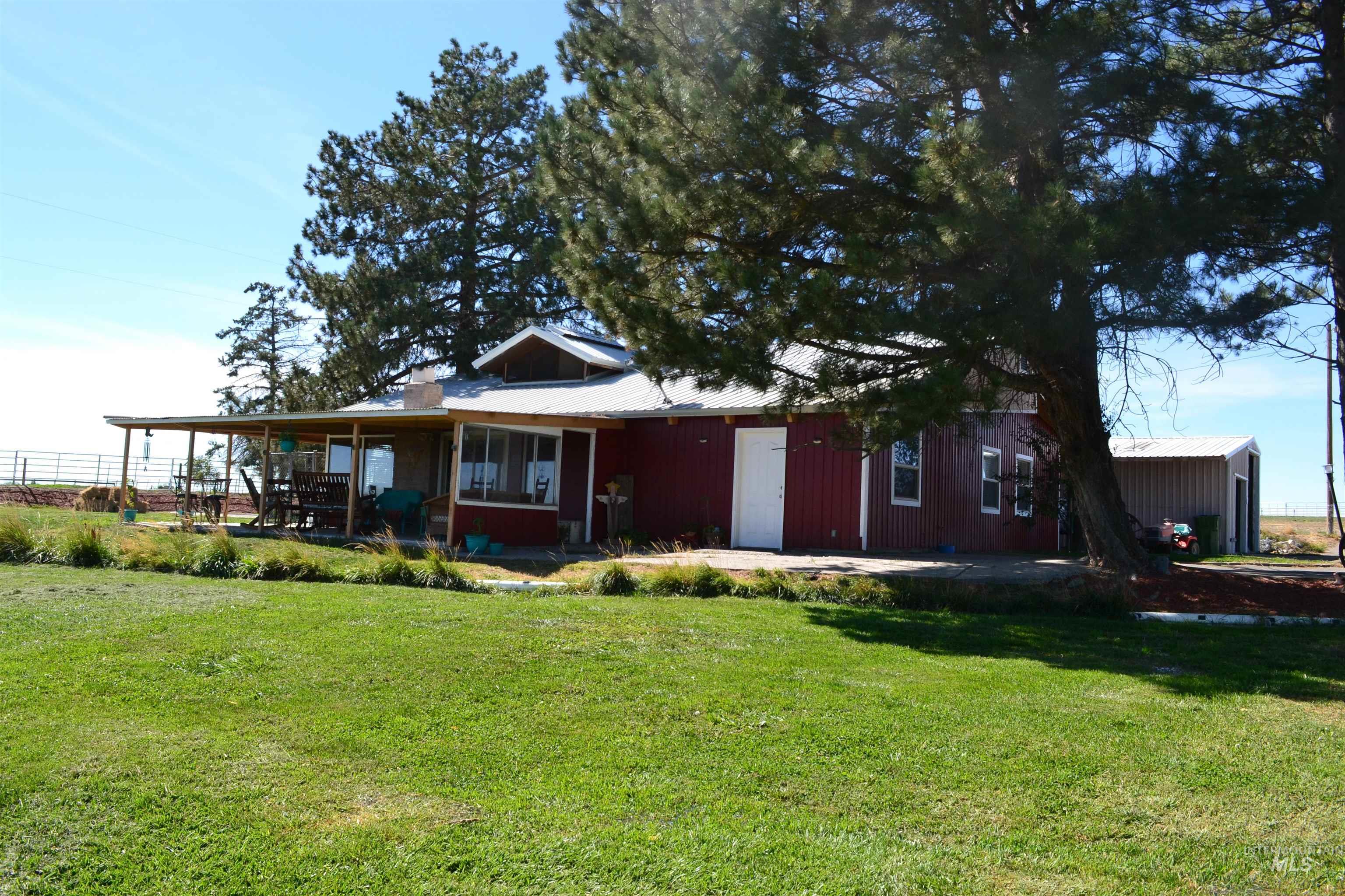 4417 Oak Road Property Photo 2