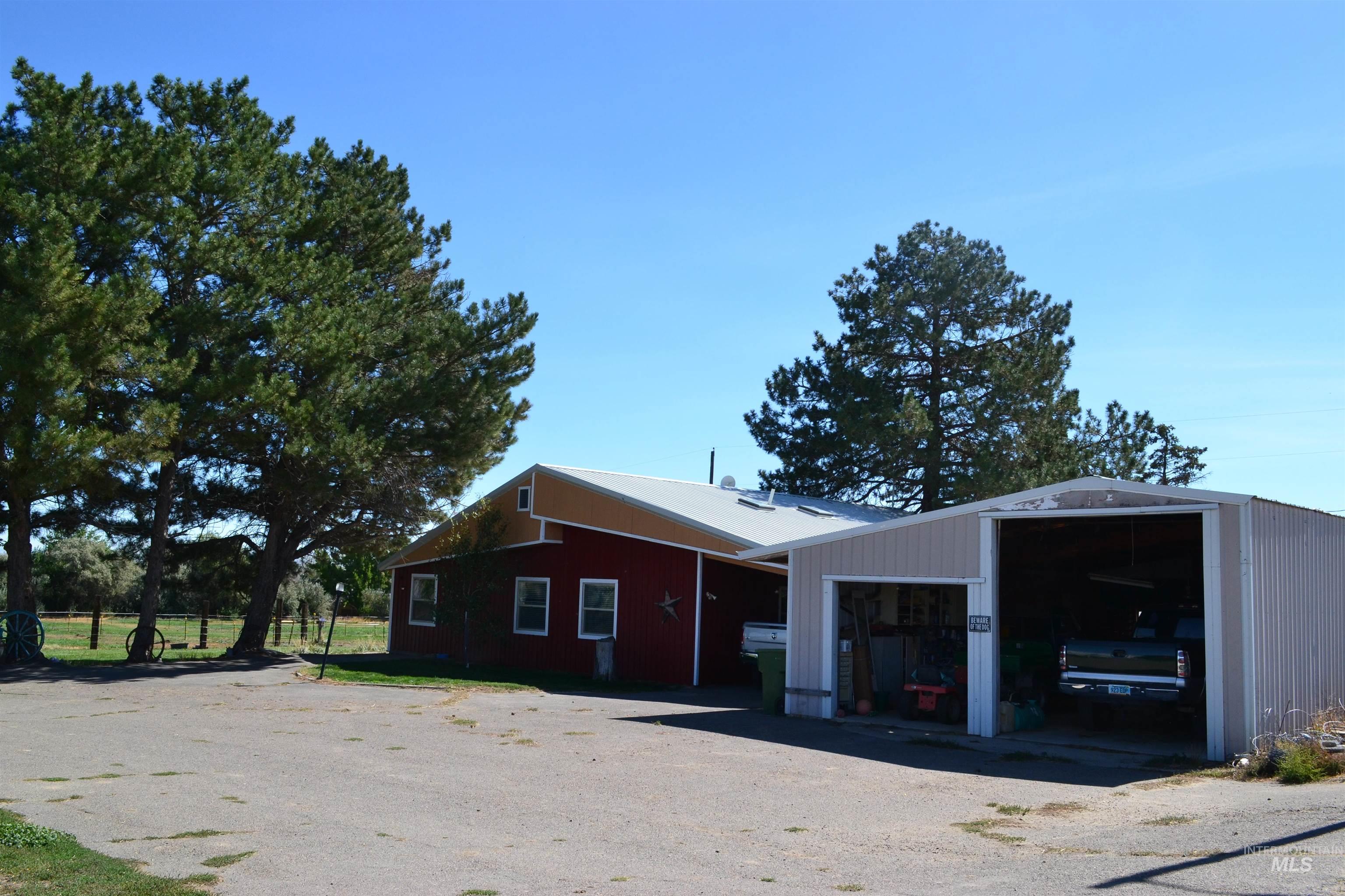 4417 Oak Road Property Photo 3