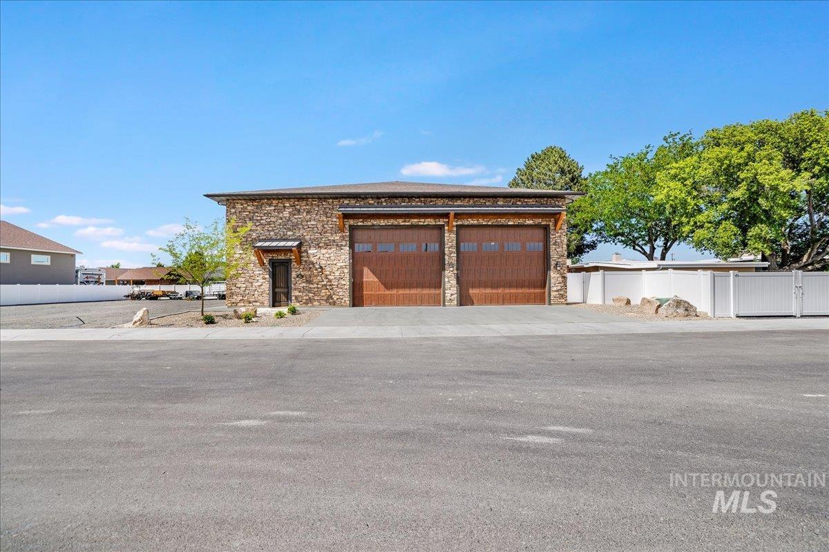 2531a E 3769 N Property Photo 1
