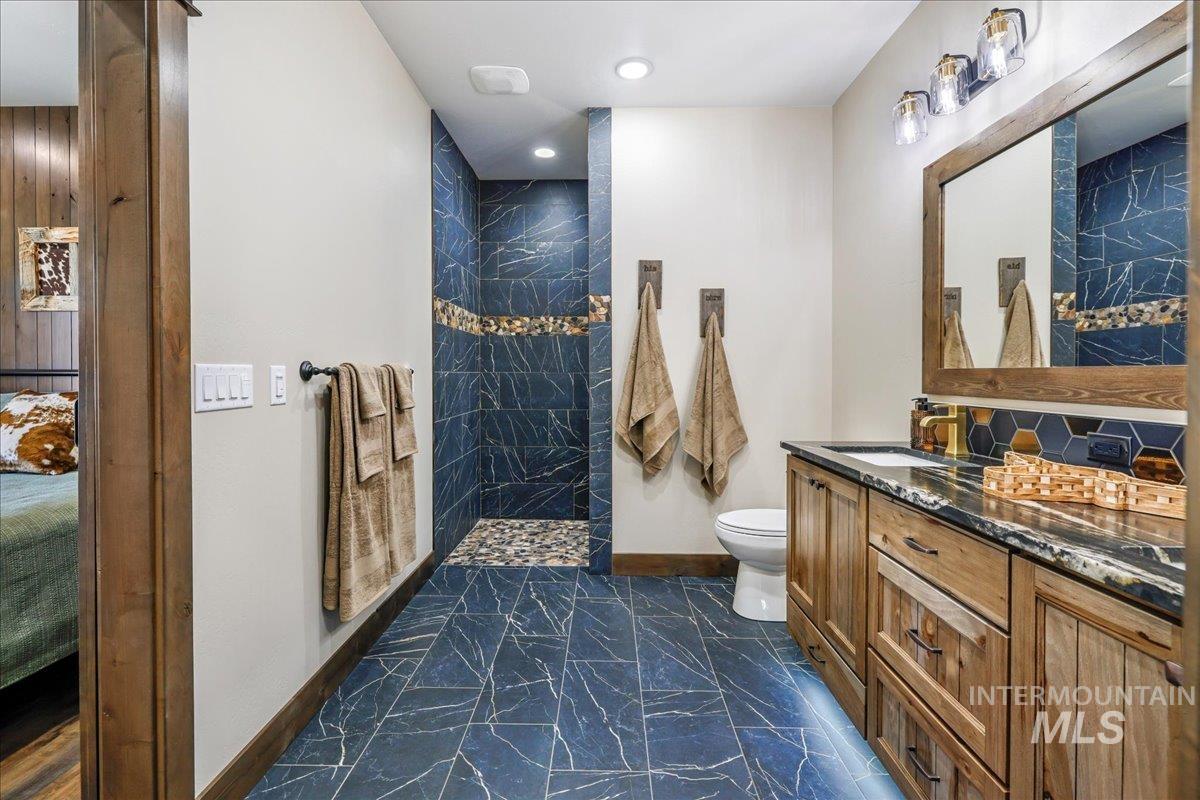 2531a E 3769 N Property Photo 27