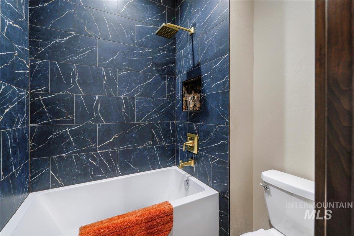 2531a E 3769 N Property Photo 43