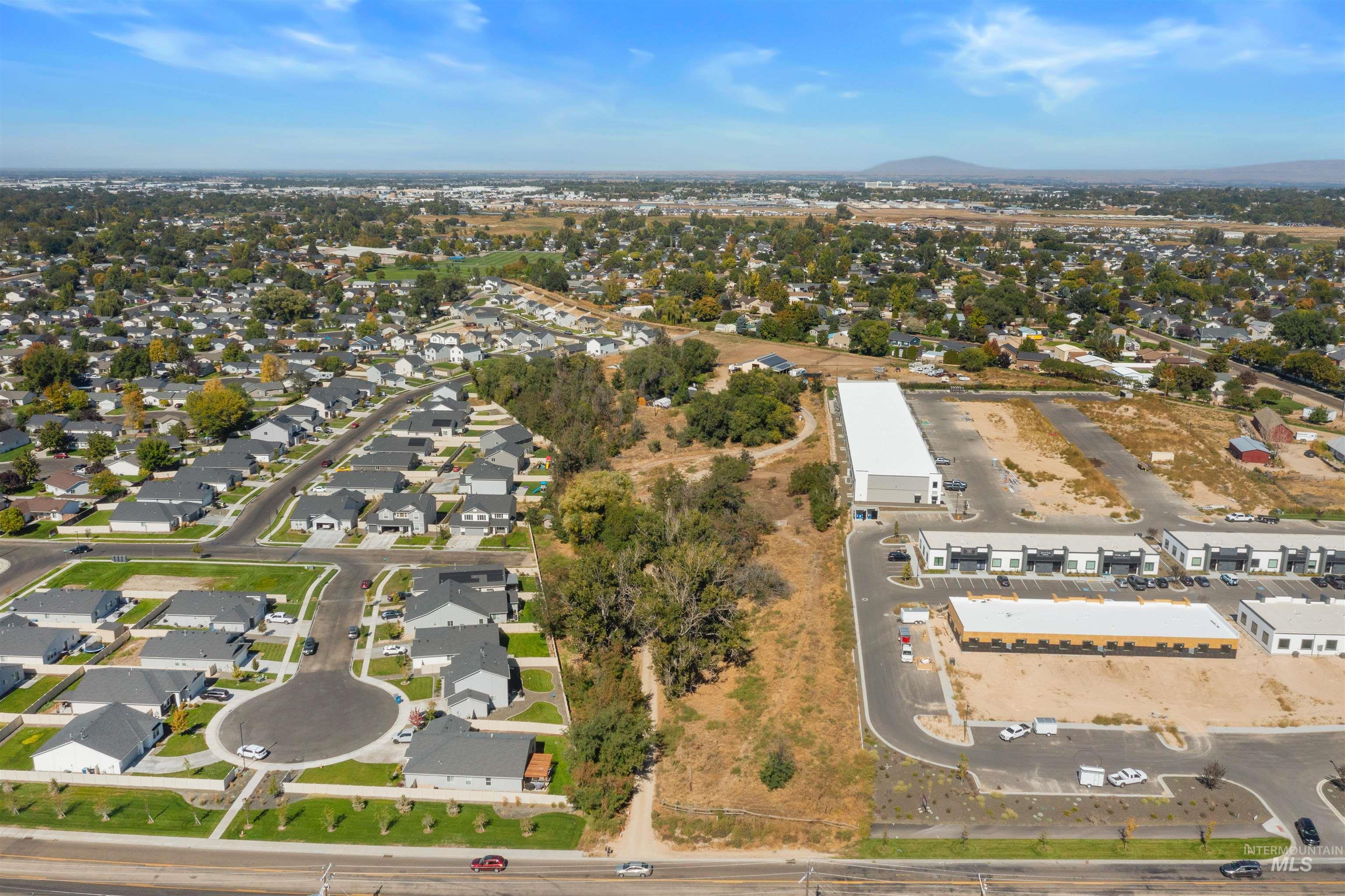 3614 Amity Ave Property Photo 2