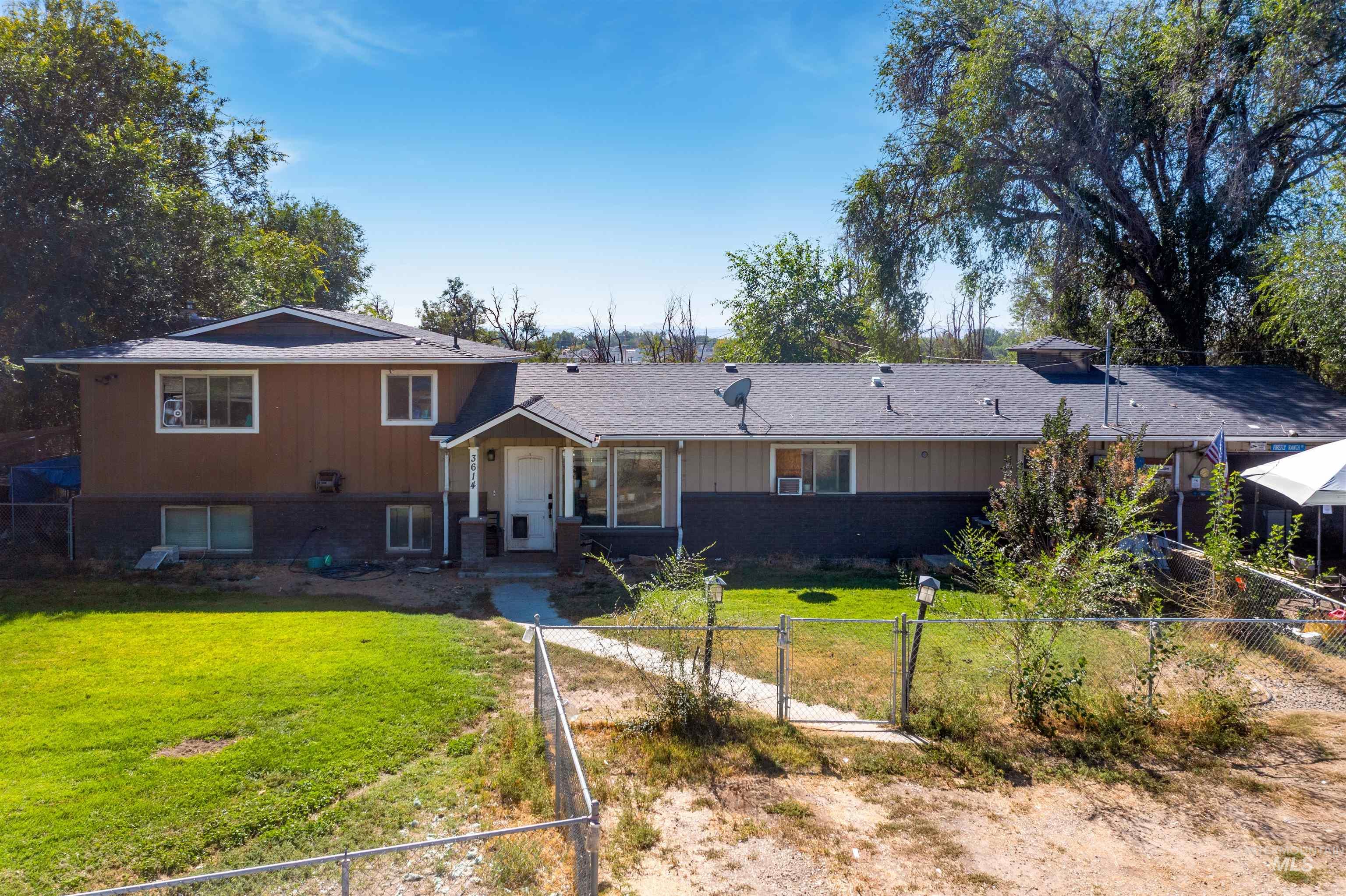 3614 Amity Ave Property Photo 11