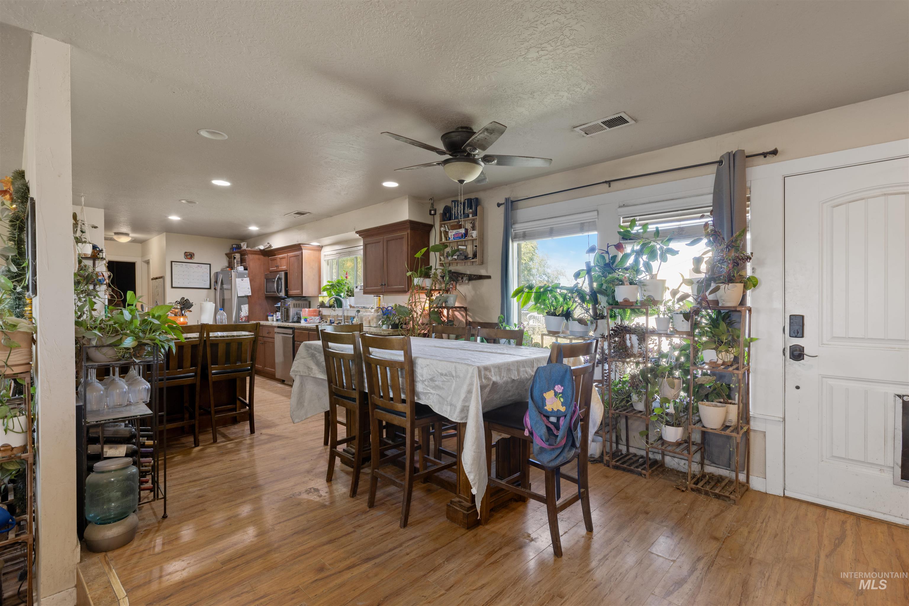 3614 Amity Ave Property Photo 17