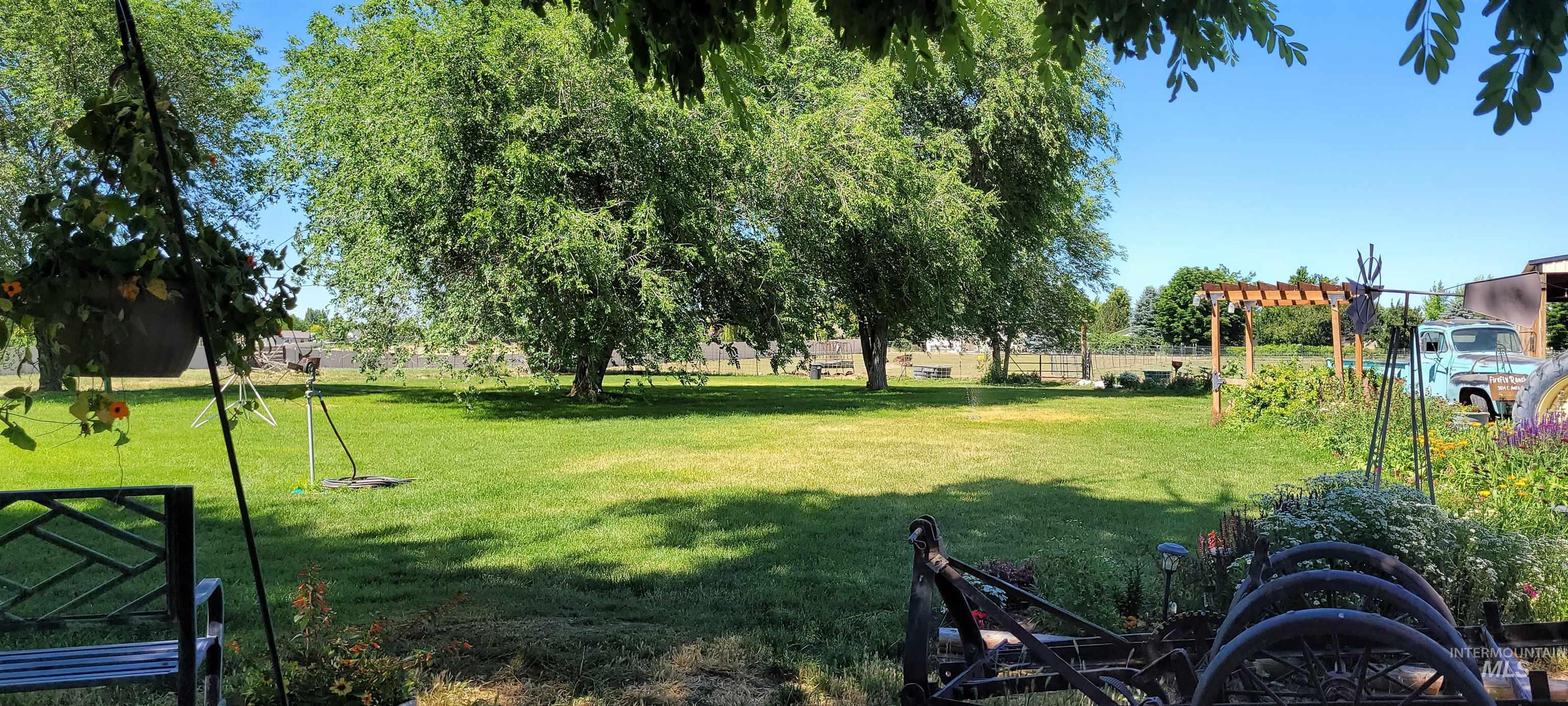 3614 Amity Ave Property Photo 33