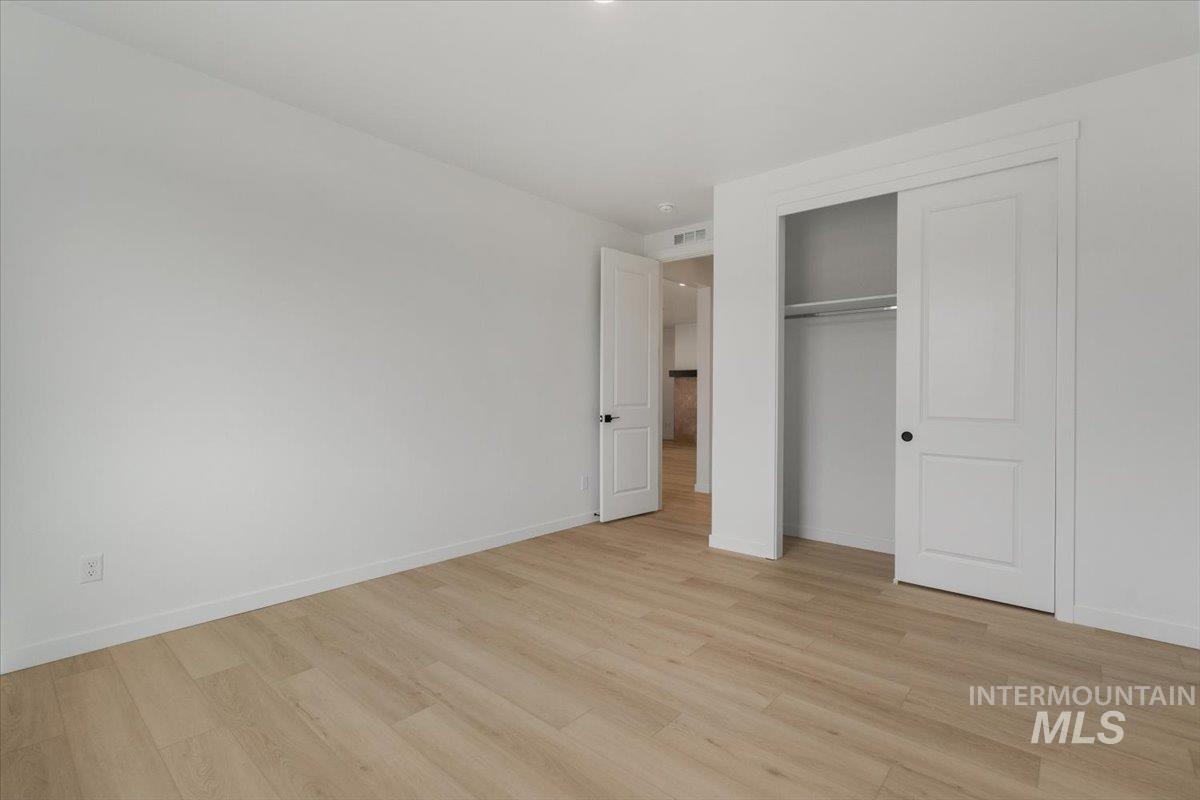 2307 N Silver Wolf Pl Property Photo 18