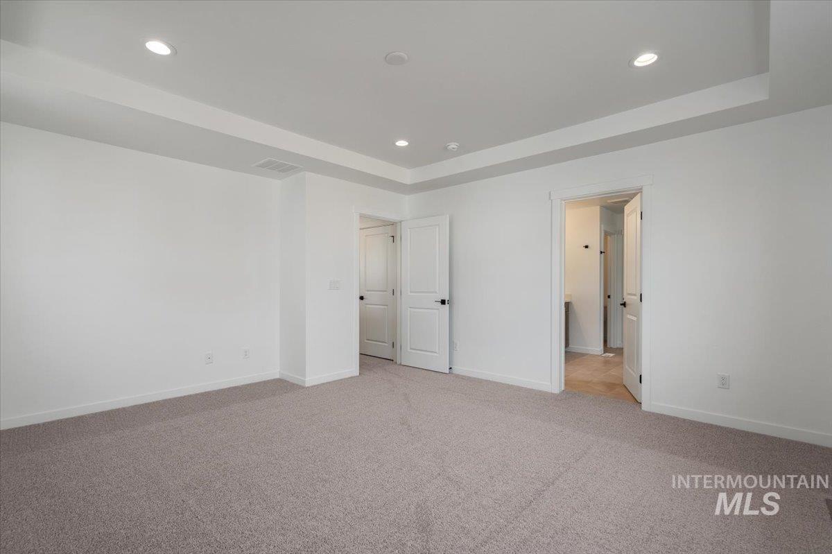 2307 N Silver Wolf Pl Property Photo 24