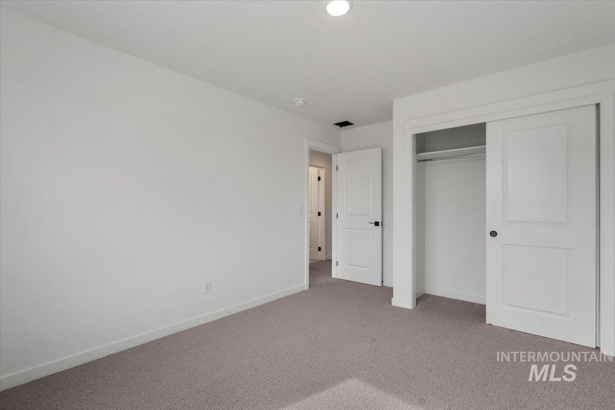 2307 N Silver Wolf Pl Property Photo 29