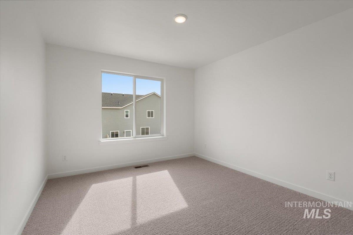 2307 N Silver Wolf Pl Property Photo 30