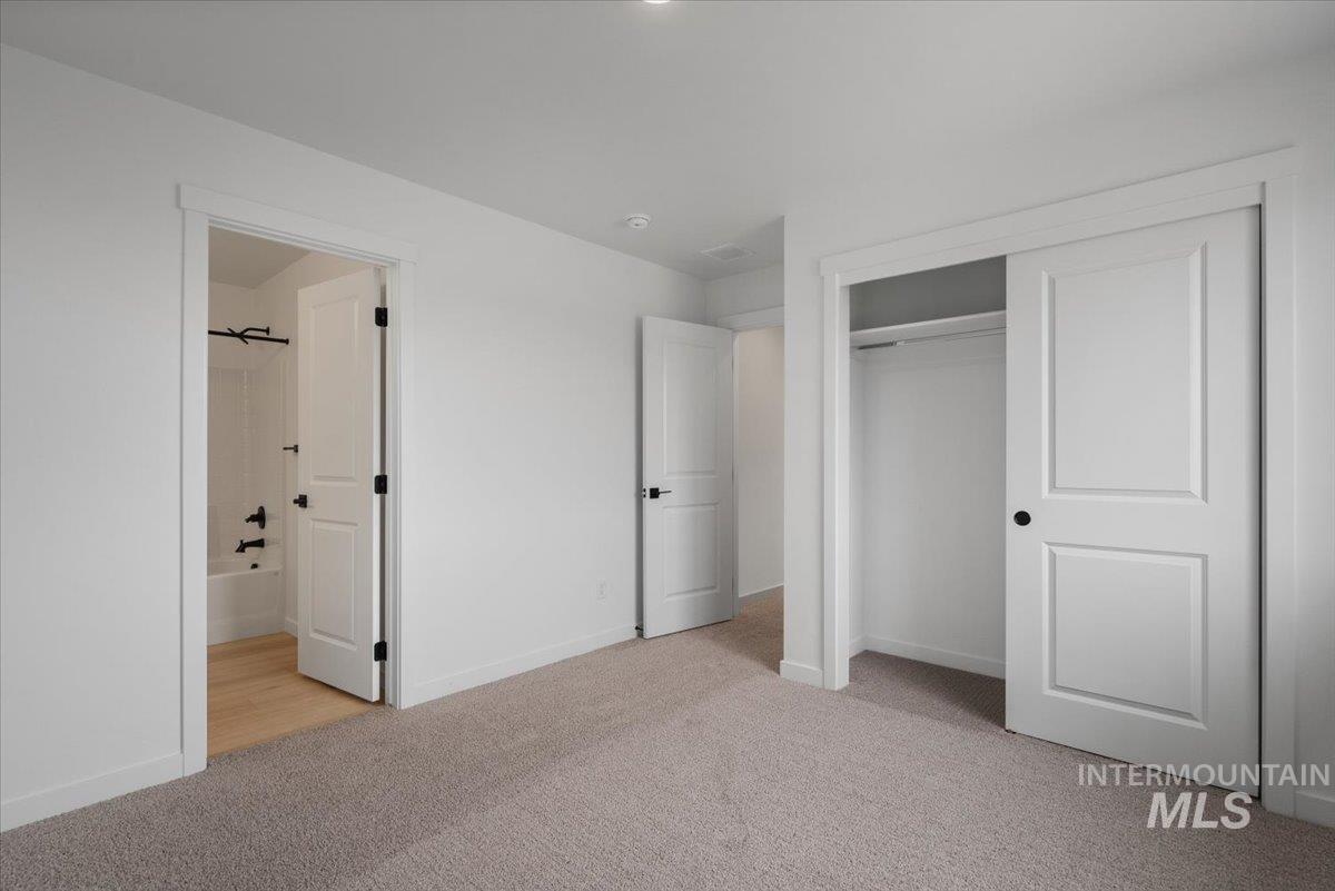 2307 N Silver Wolf Pl Property Photo 35