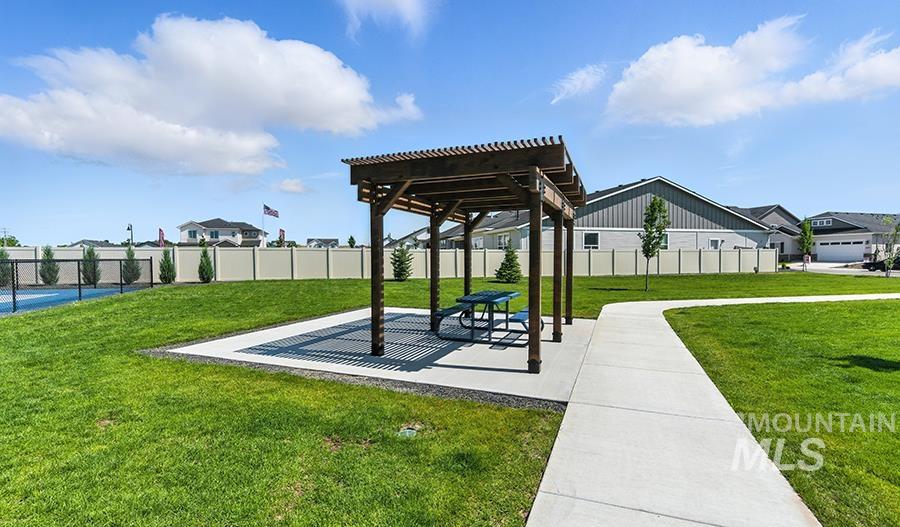 2307 N Silver Wolf Pl Property Photo 47