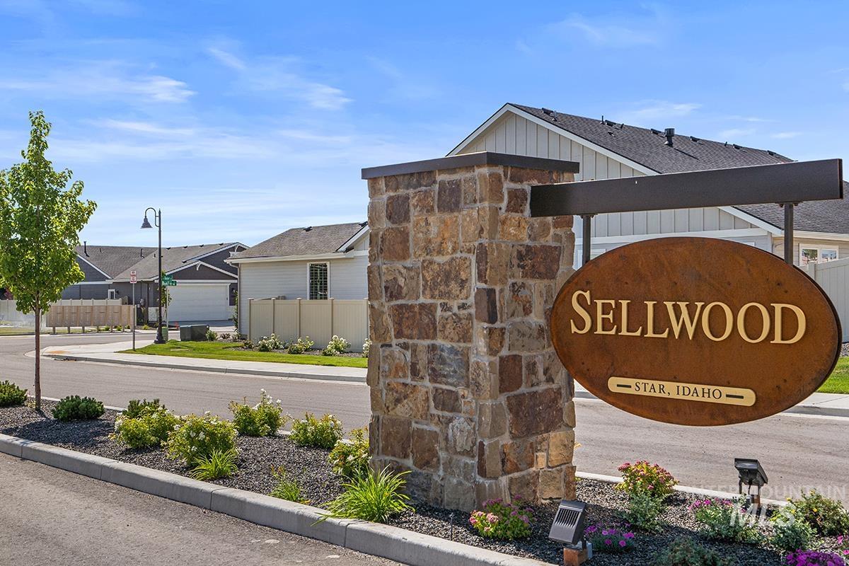 2307 N Silver Wolf Pl Property Photo 48