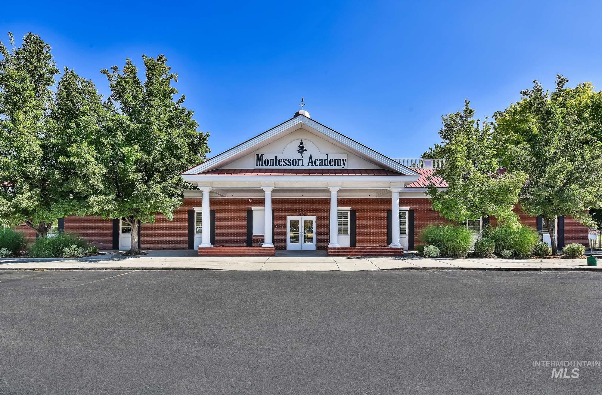 1400 N Park Lane Property Photo 1