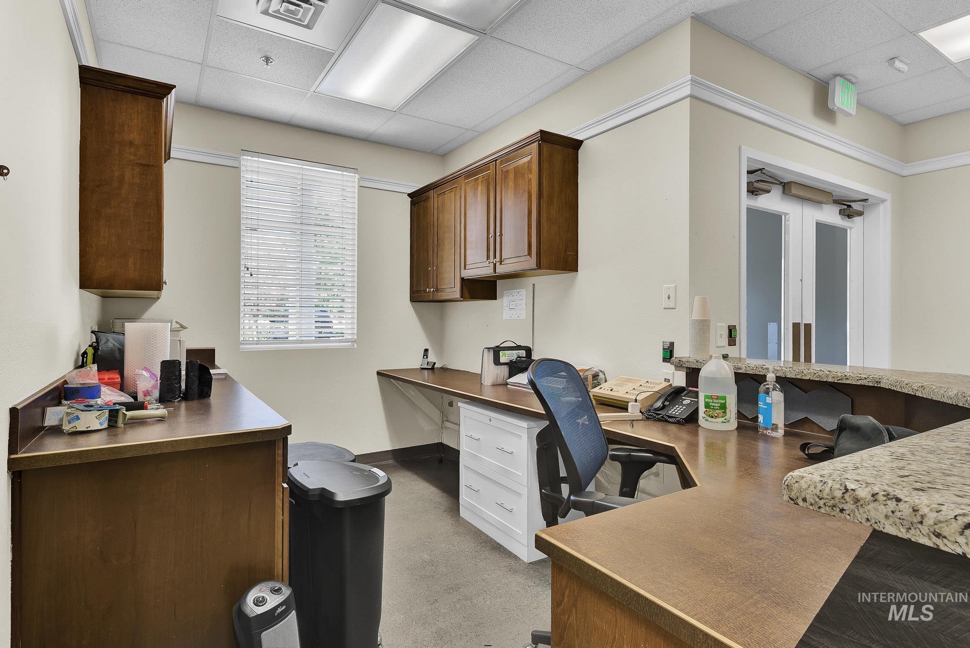 1400 N Park Lane Property Photo 8