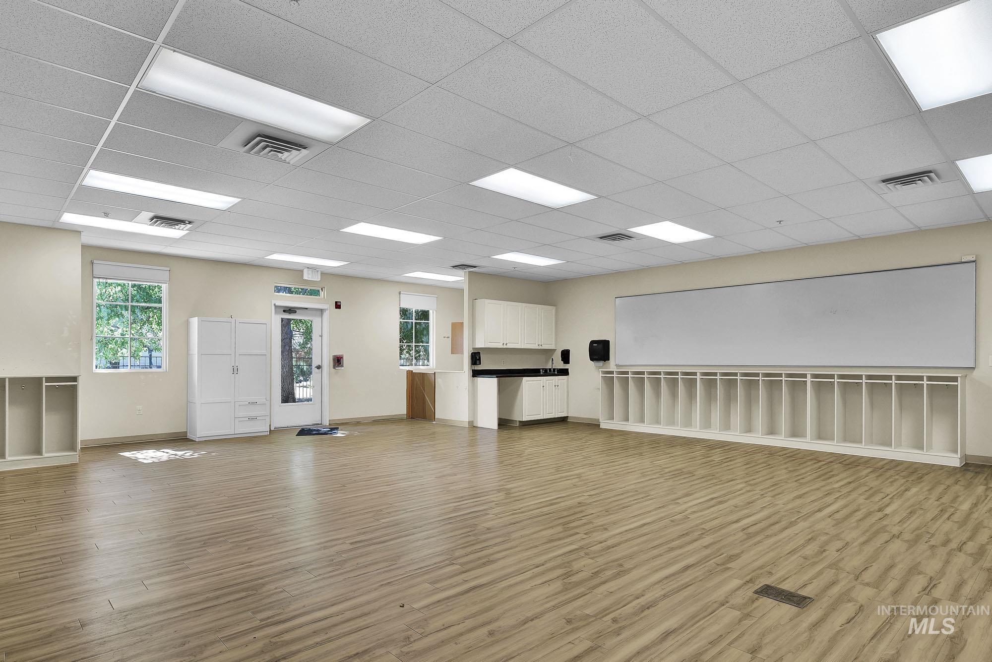 1400 N Park Lane Property Photo 16