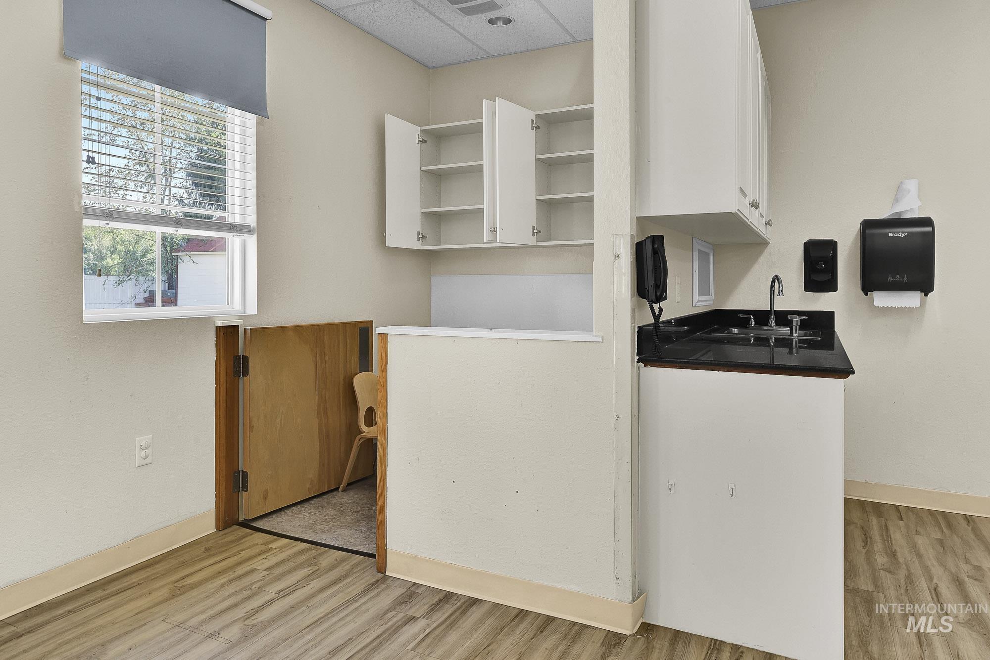 1400 N Park Lane Property Photo 24