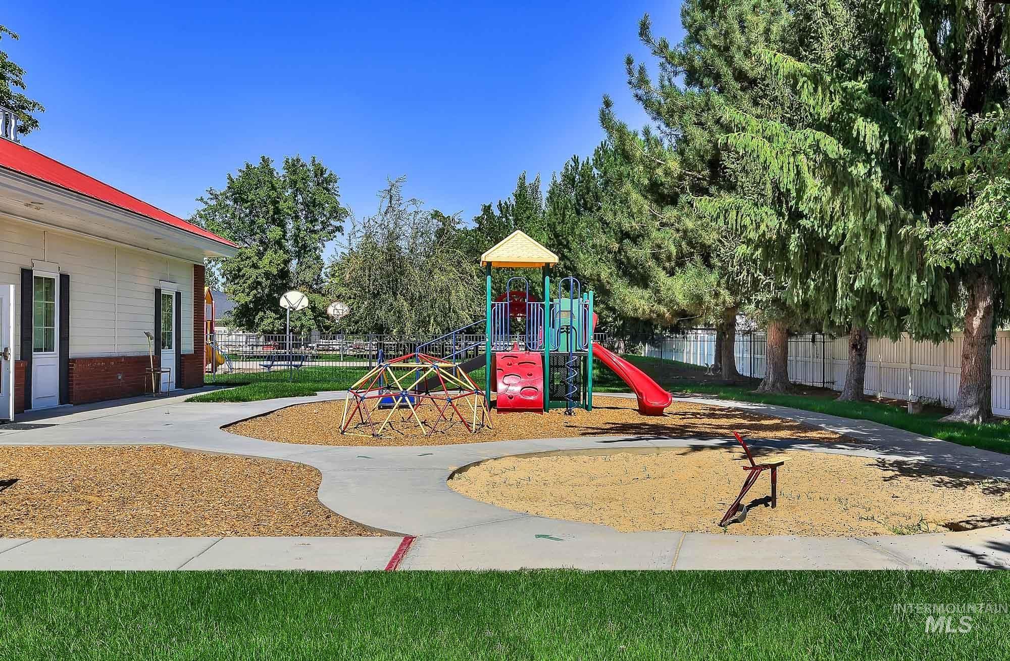 1400 N Park Lane Property Photo 30