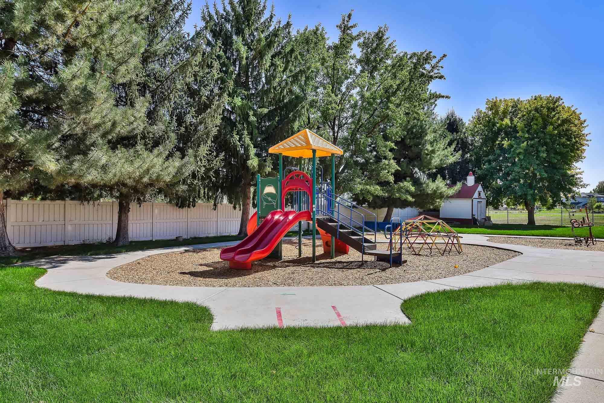 1400 N Park Lane Property Photo 31