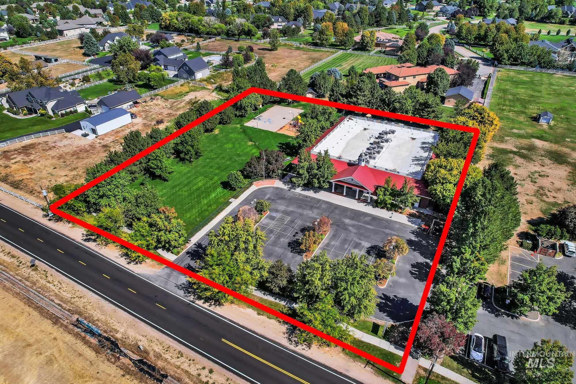 1400 N Park Lane Property Photo 35