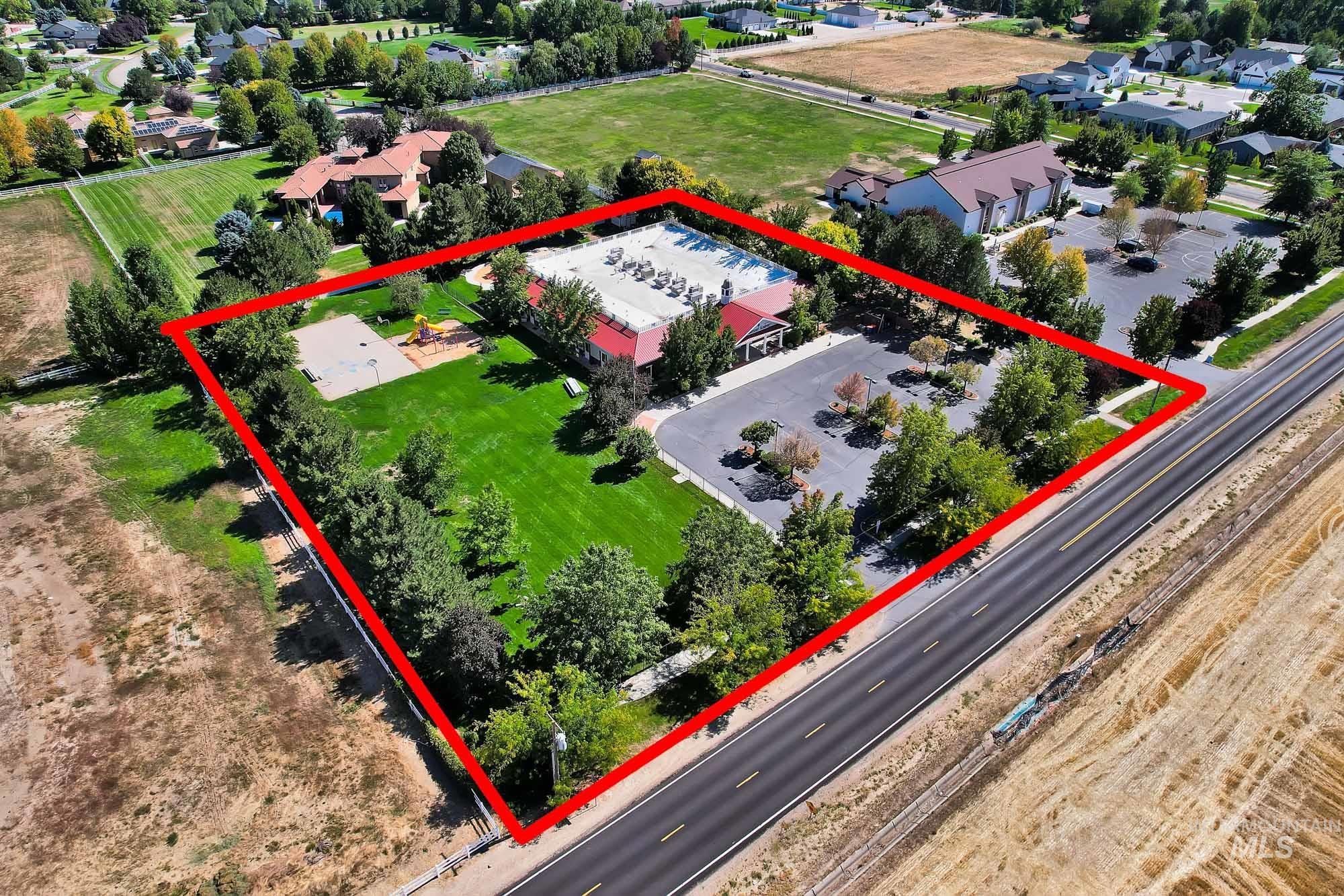 1400 N Park Lane Property Photo 37