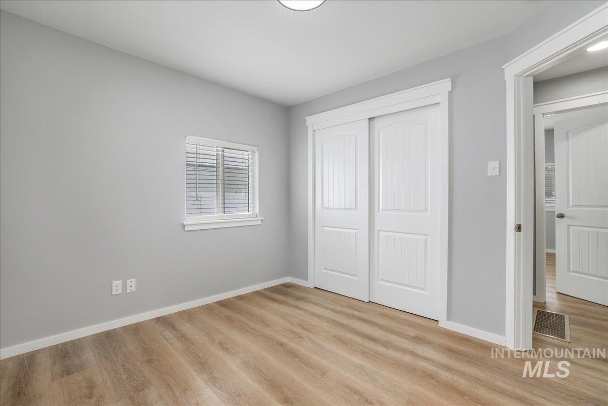 372 Madrin St Property Photo 22