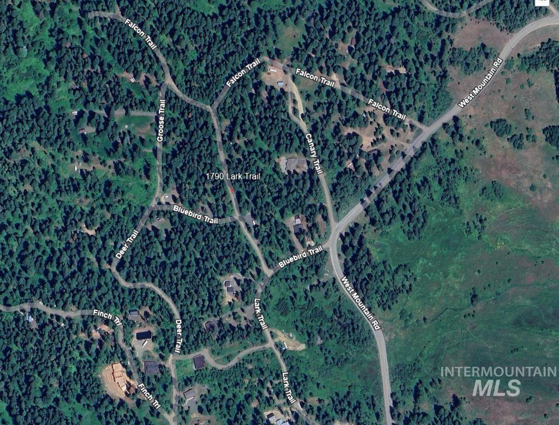 1790 Lark Trail Property Photo 10