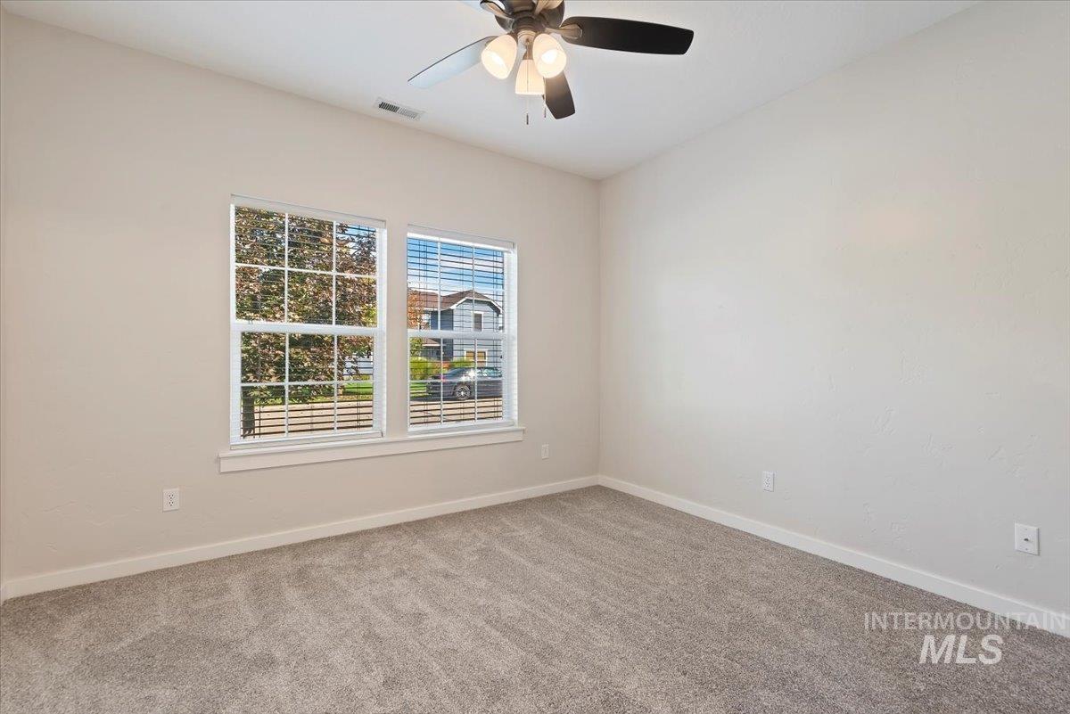 5011 W Clear Field Property Photo 19
