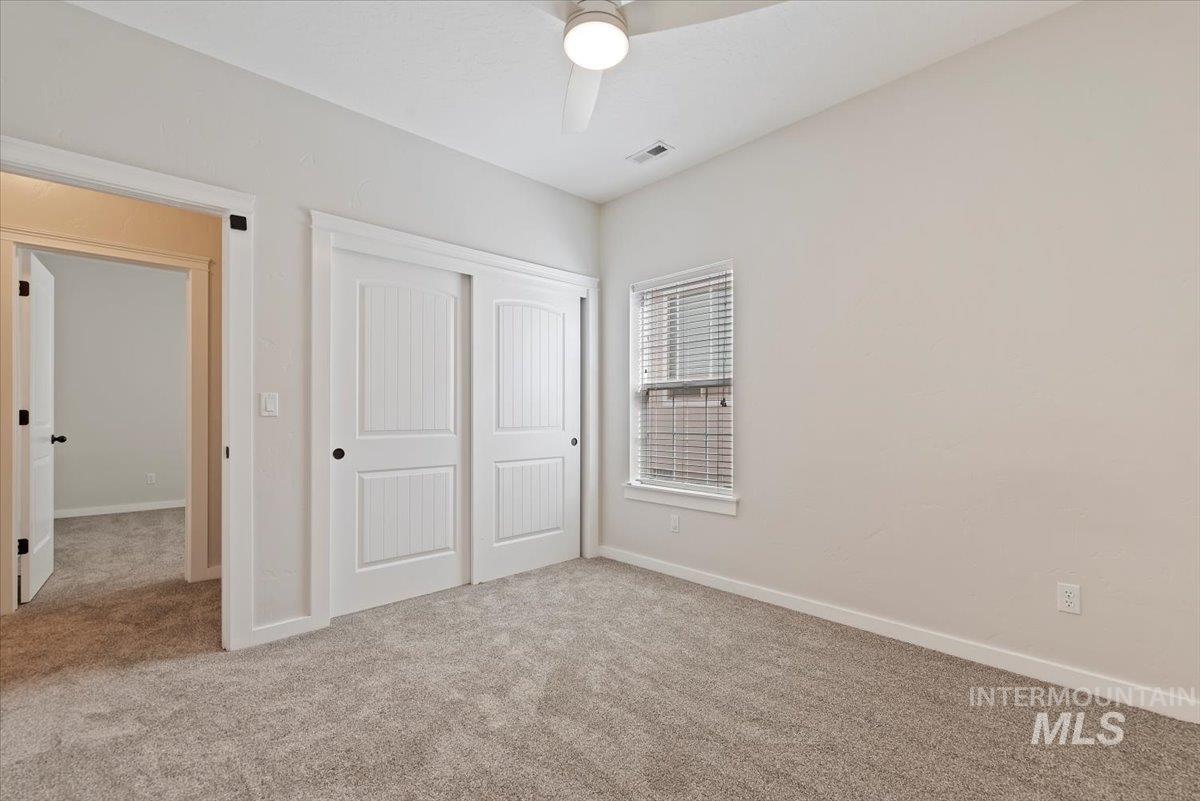 5011 W Clear Field Property Photo 21