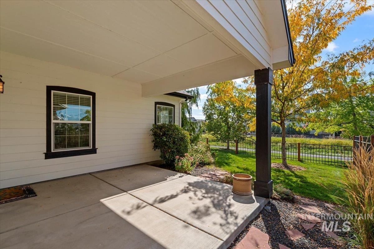 5011 W Clear Field Property Photo 29