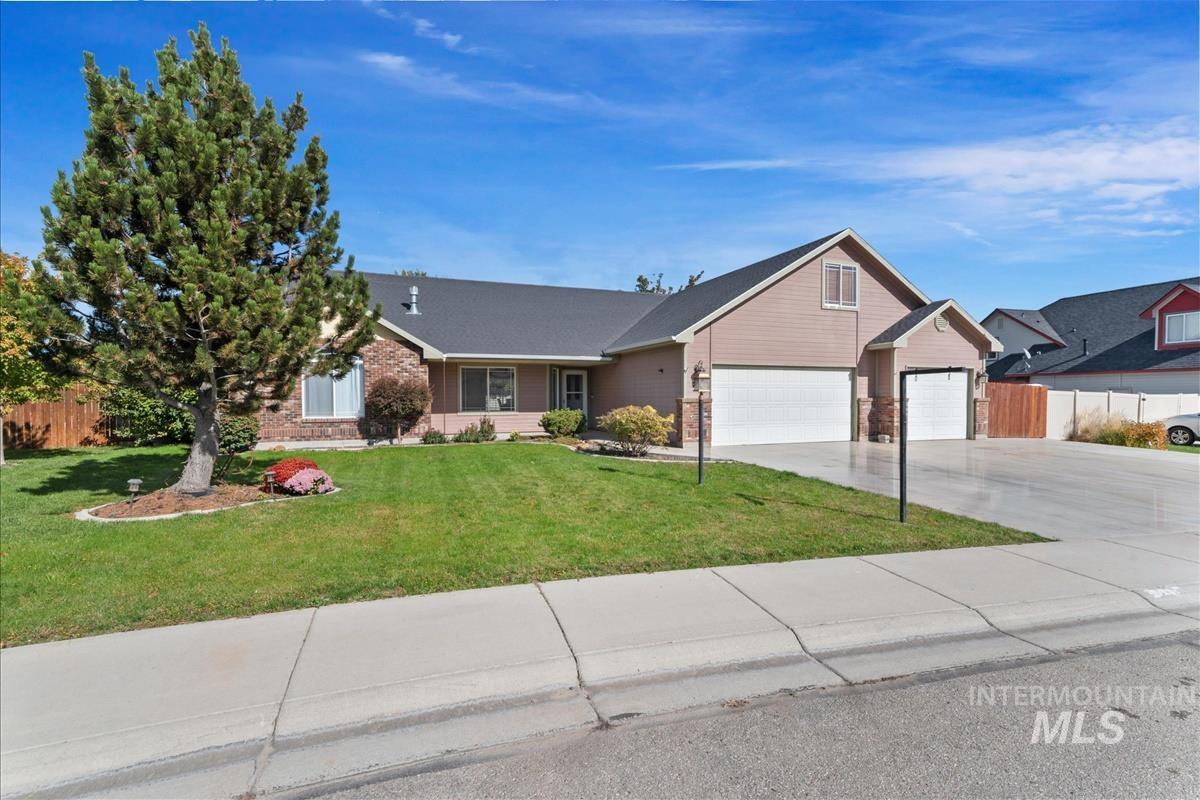 710 W Wildrye Ct Property Photo 1