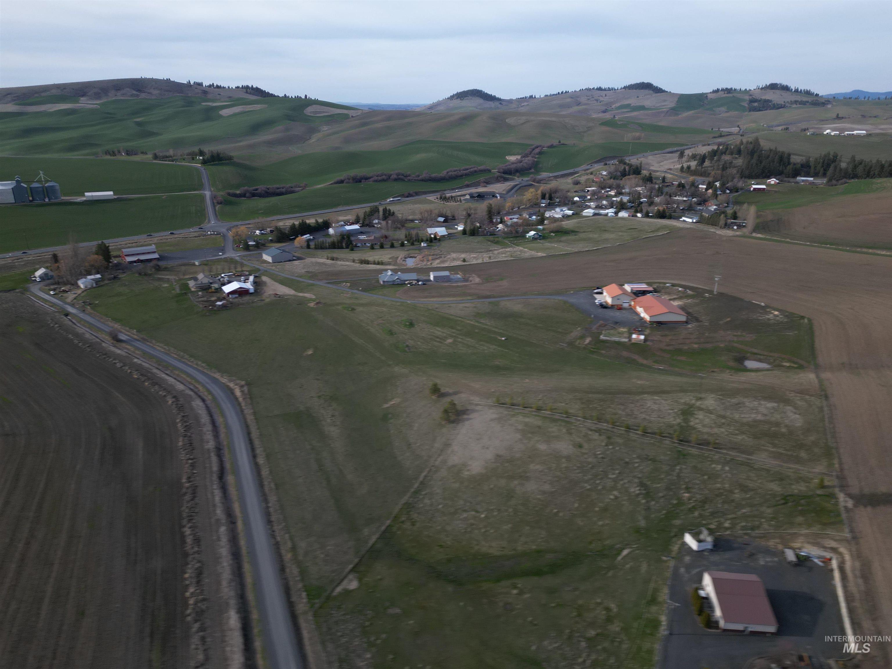 000 Viola Ln (lot 3) Property Photo 16