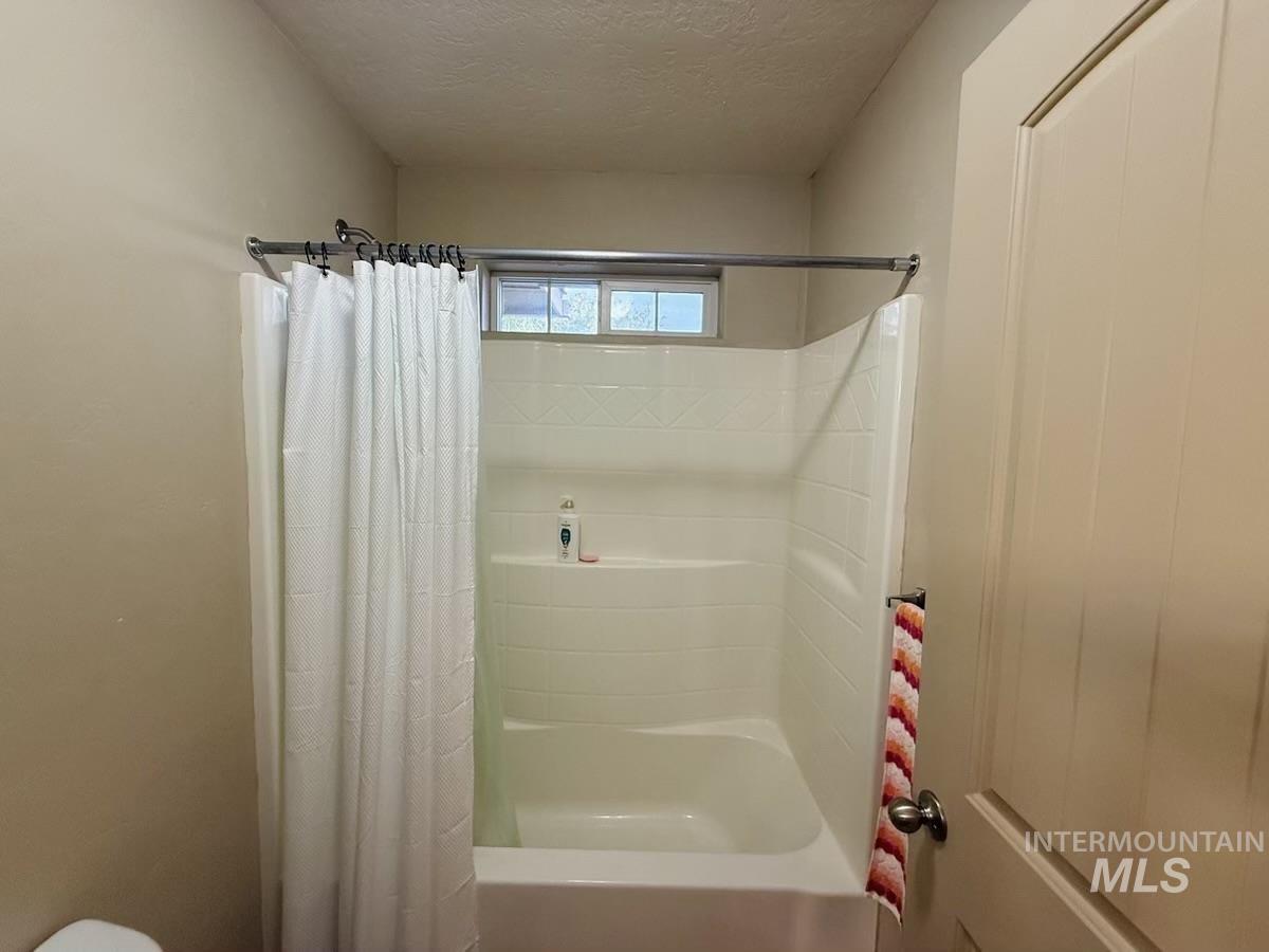 1011 S River Stone Property Photo 26