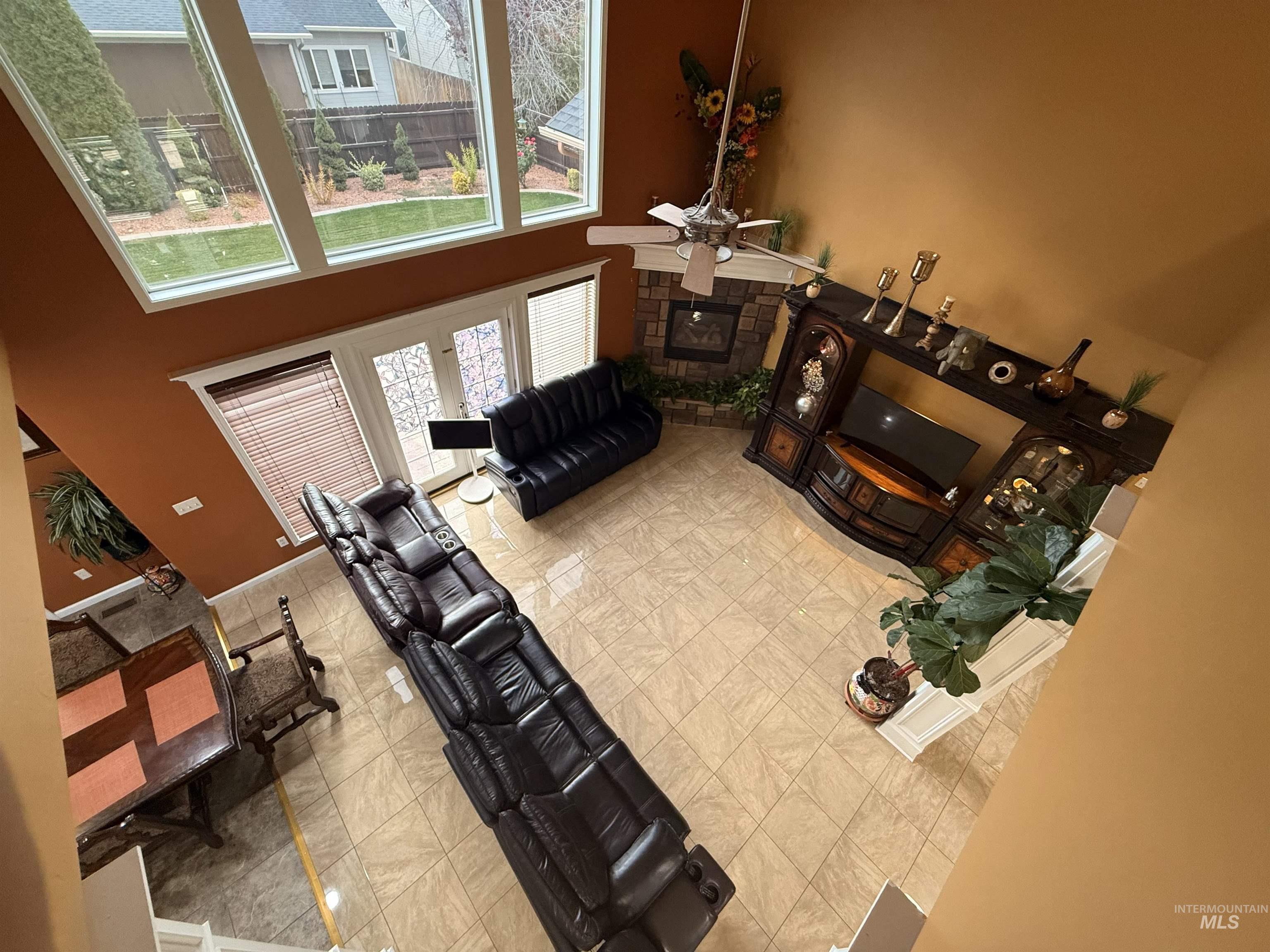 1011 S River Stone Property Photo 31