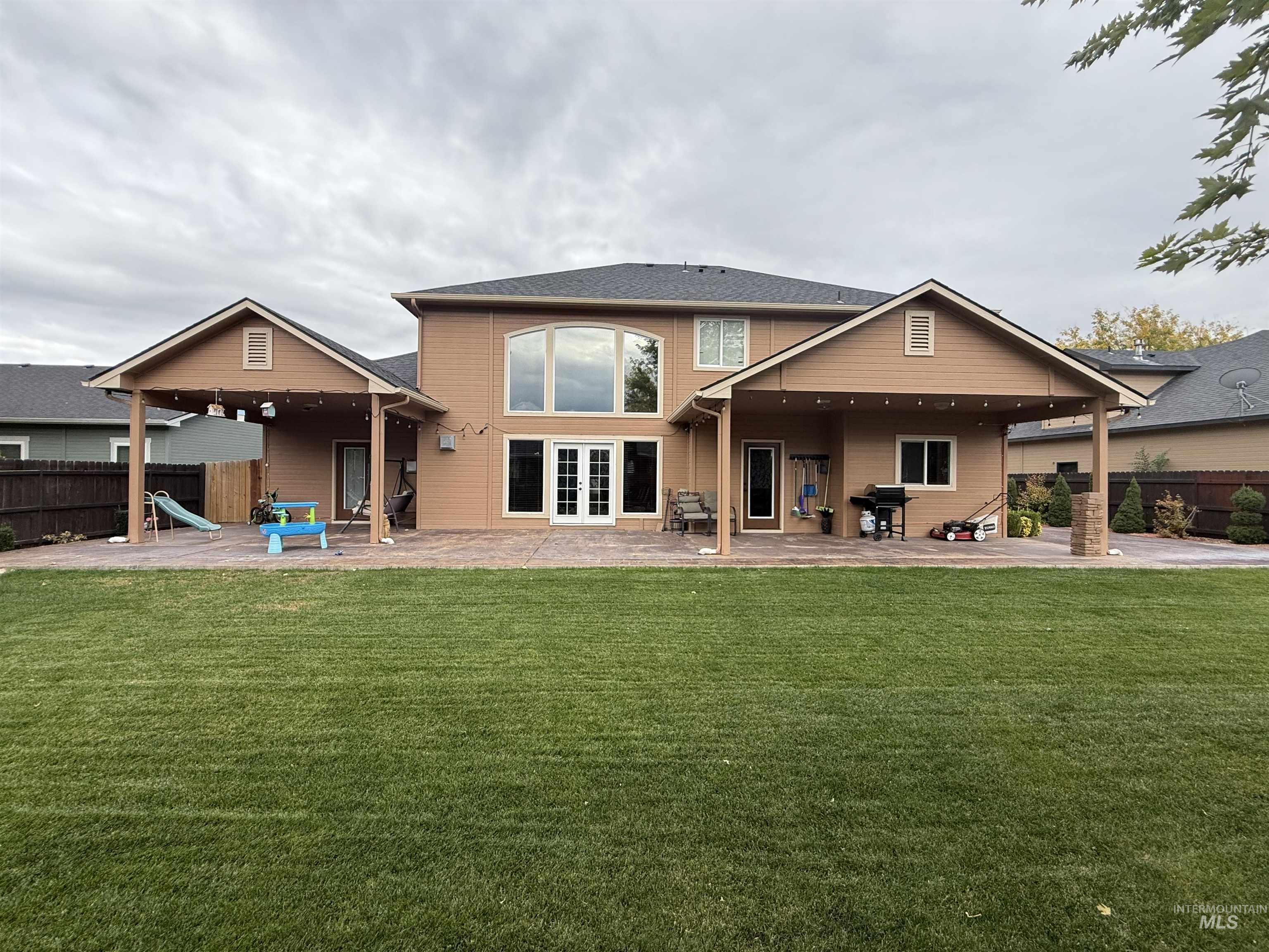 1011 S River Stone Property Photo 37