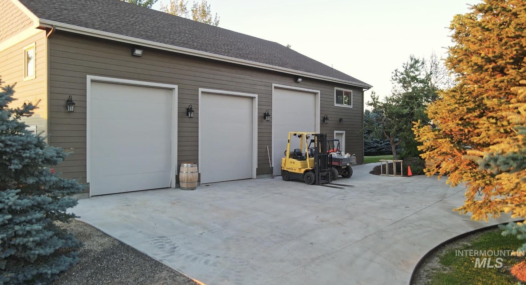 5446 N Highway 16 Property Photo 14