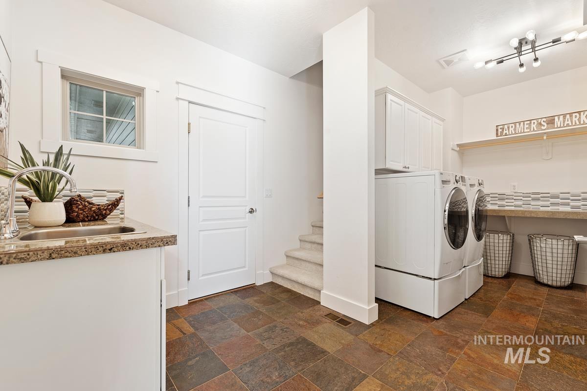 5446 N Highway 16 Property Photo 30