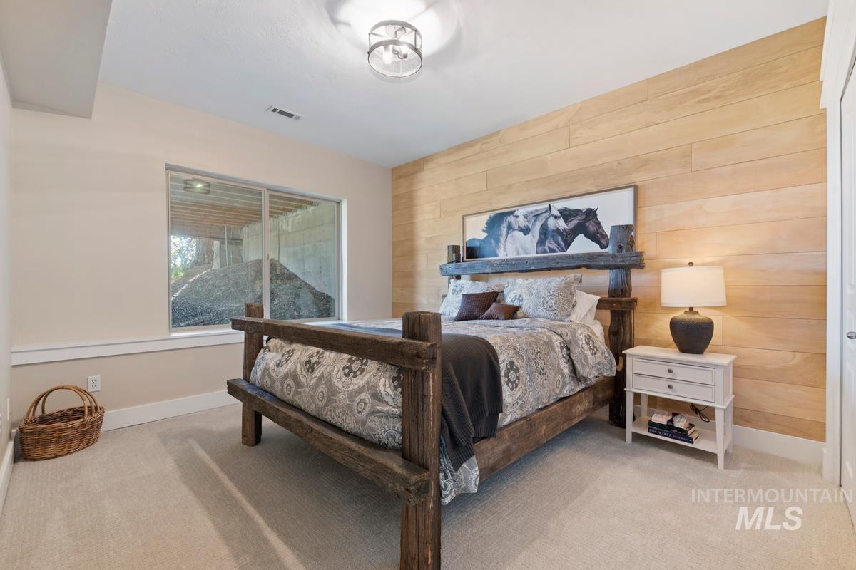 5446 N Highway 16 Property Photo 37