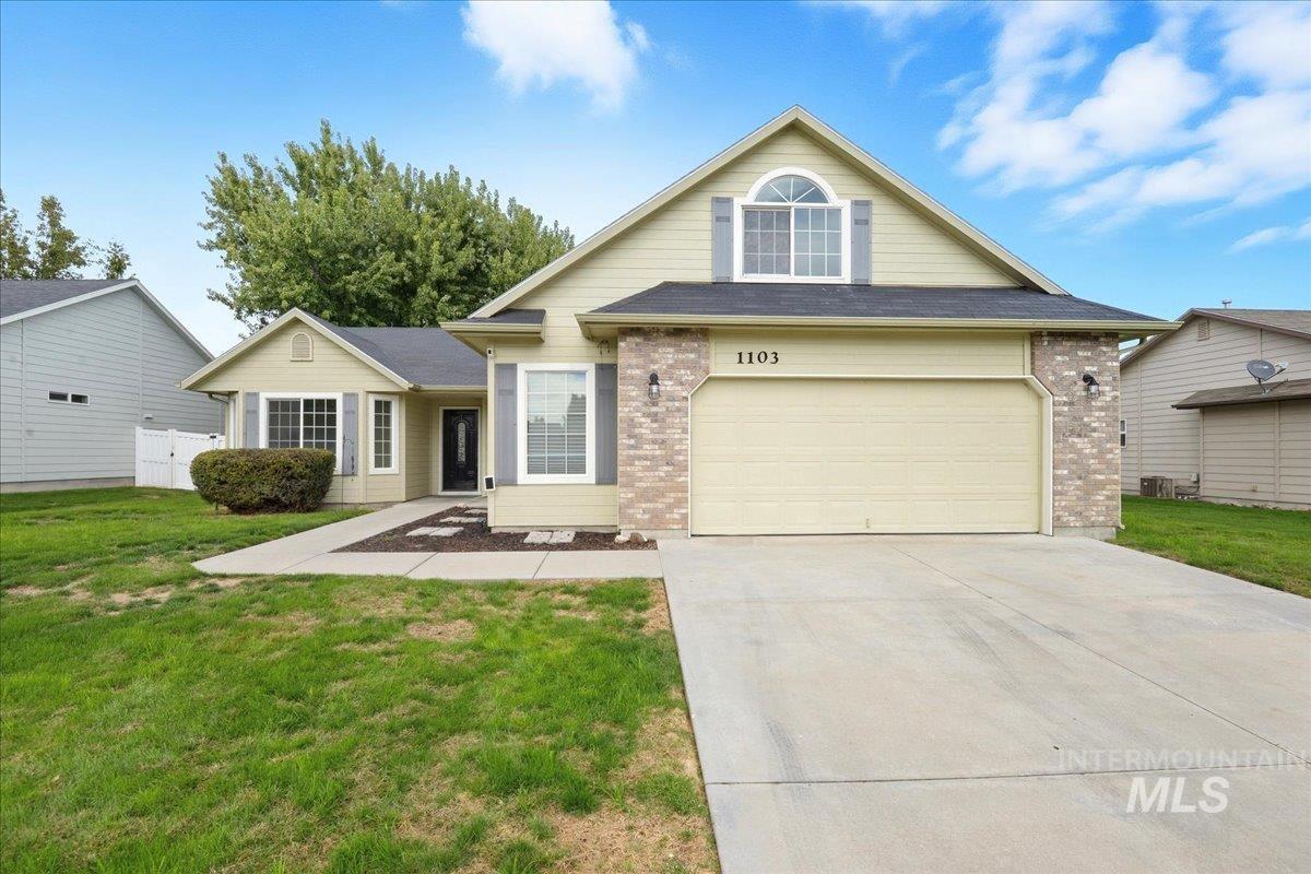 1103 Redwing St Property Photo 1