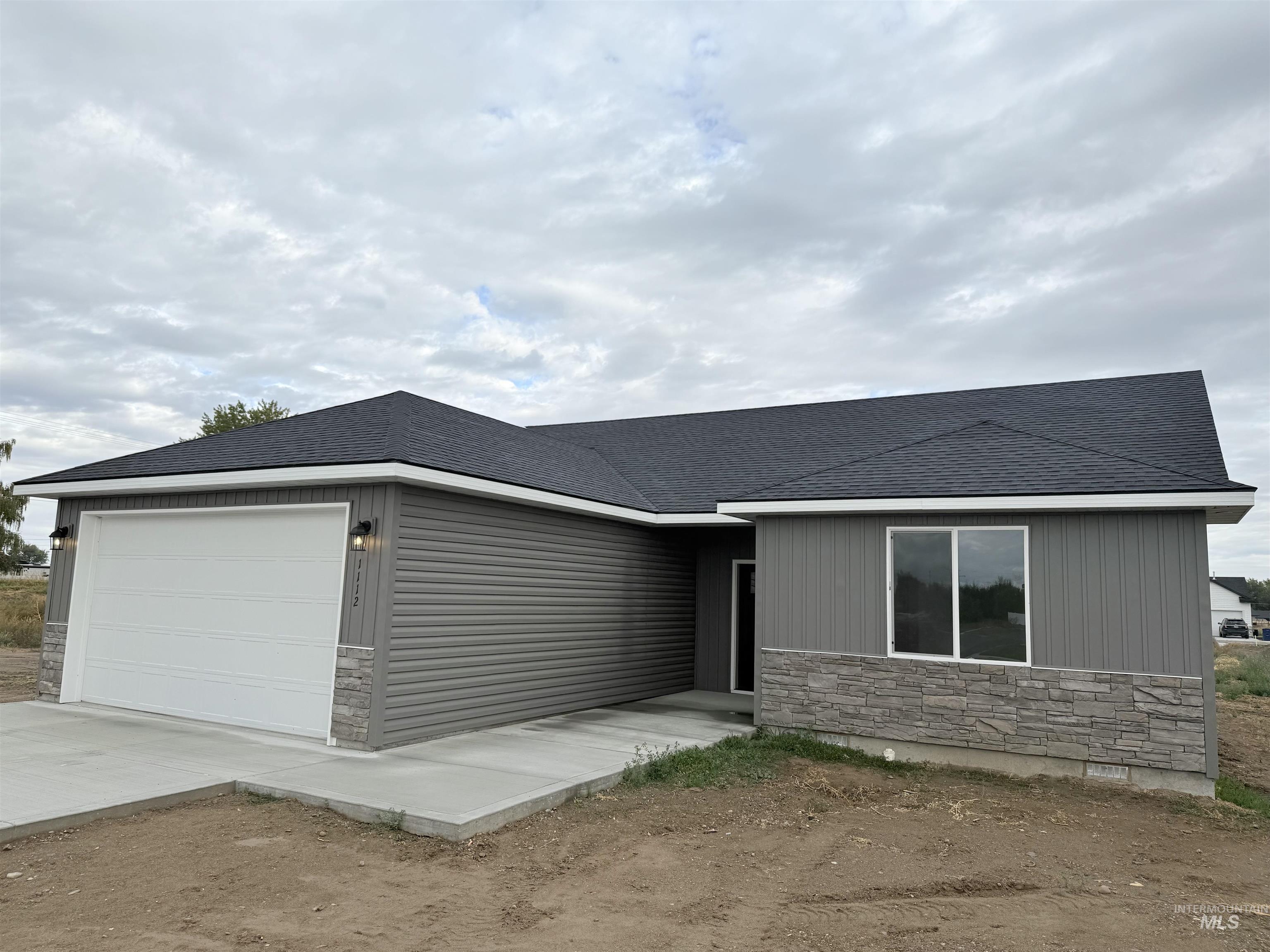 1112 13th St. Property Photo 1