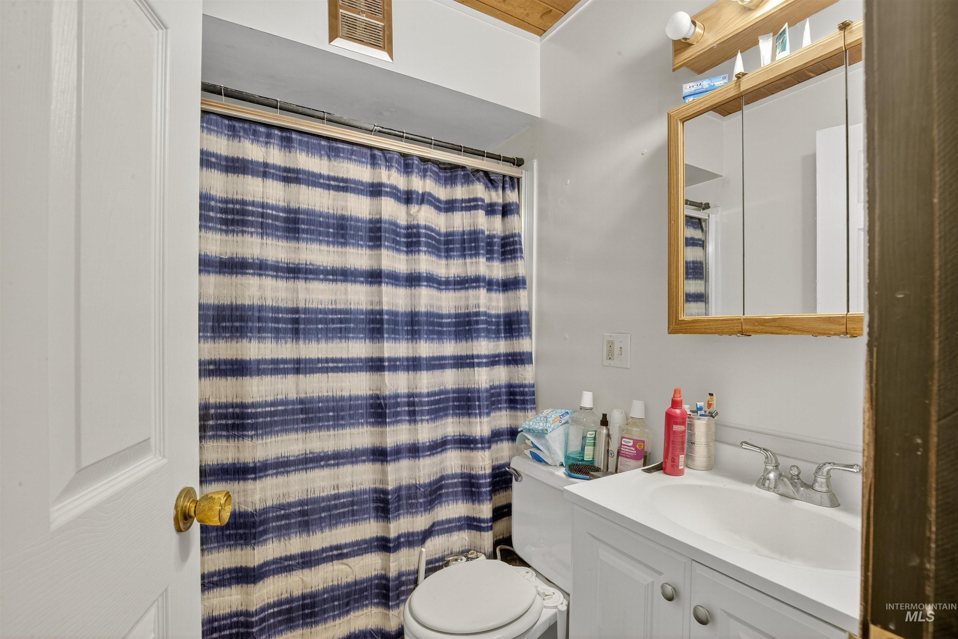 820, 822, 824 2nd St Property Photo 37