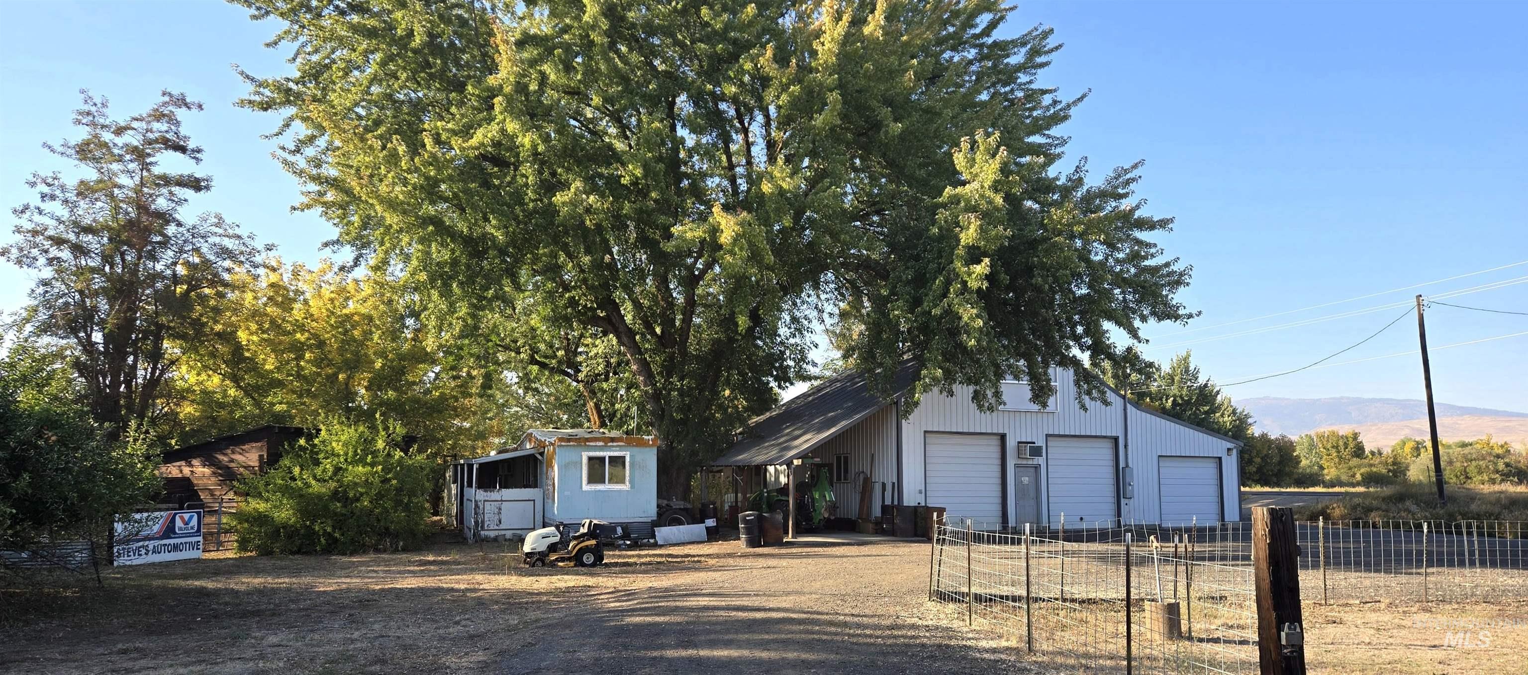 2909 Highway 95 Property Photo 17