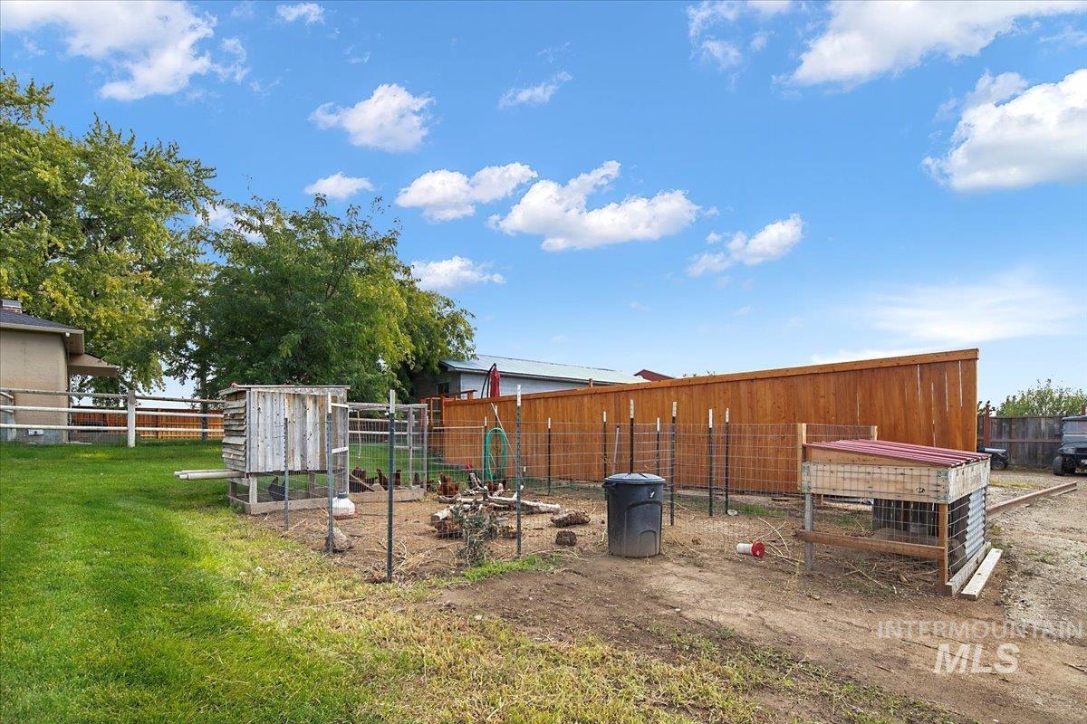 321 E Black Canyon Highway Property Photo 43